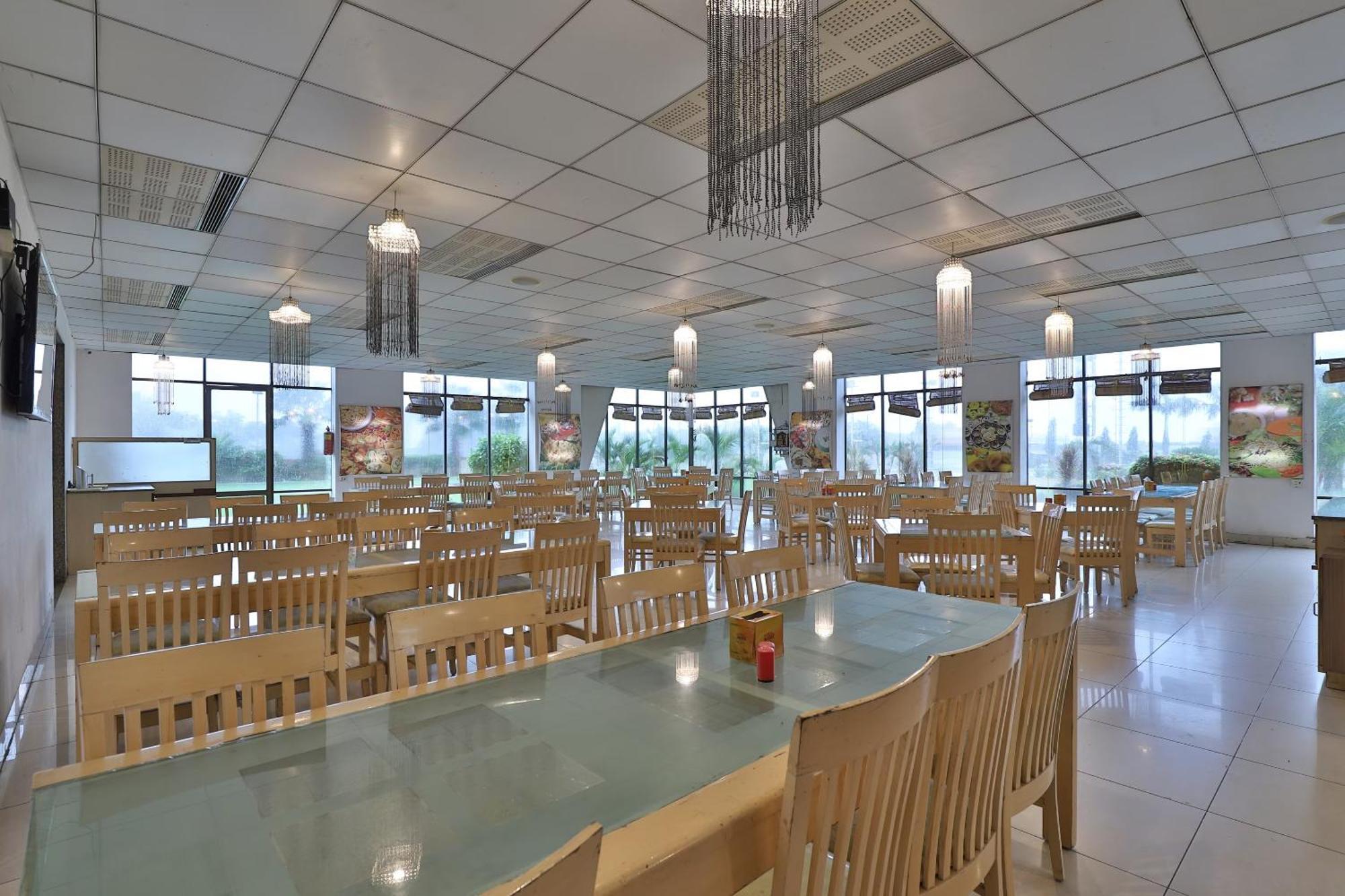 Atithi Resort Bharuch المظهر الخارجي الصورة